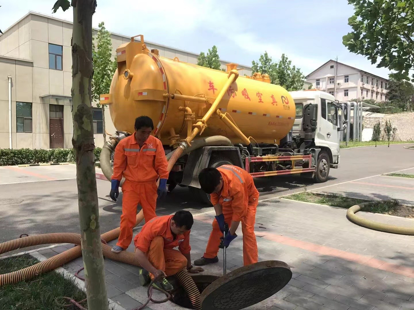 静海化粪池清理与5-8吨吸粪车施工效率分析